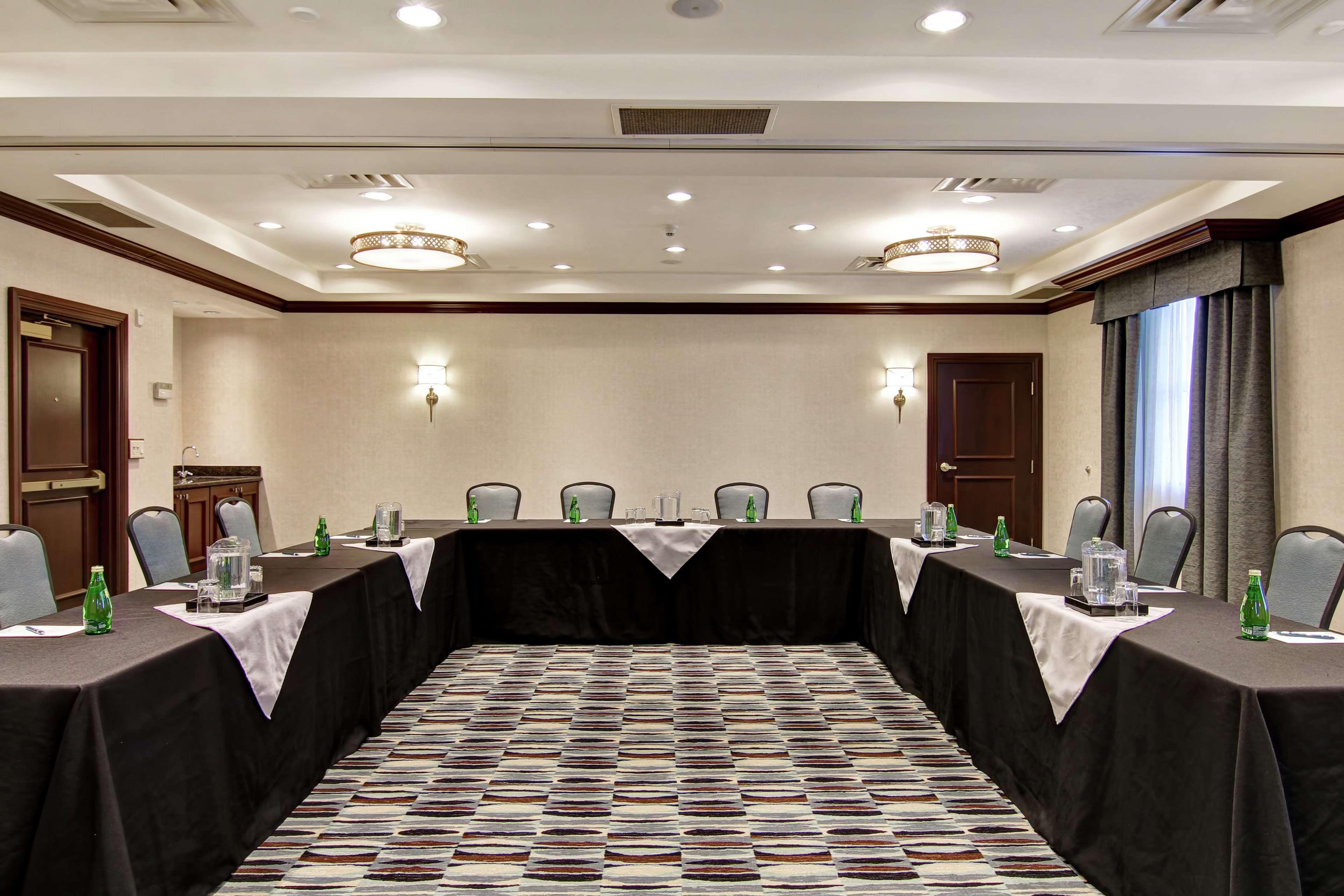 Homewood Suites By Hilton Toronto Oakville Exteriör bild