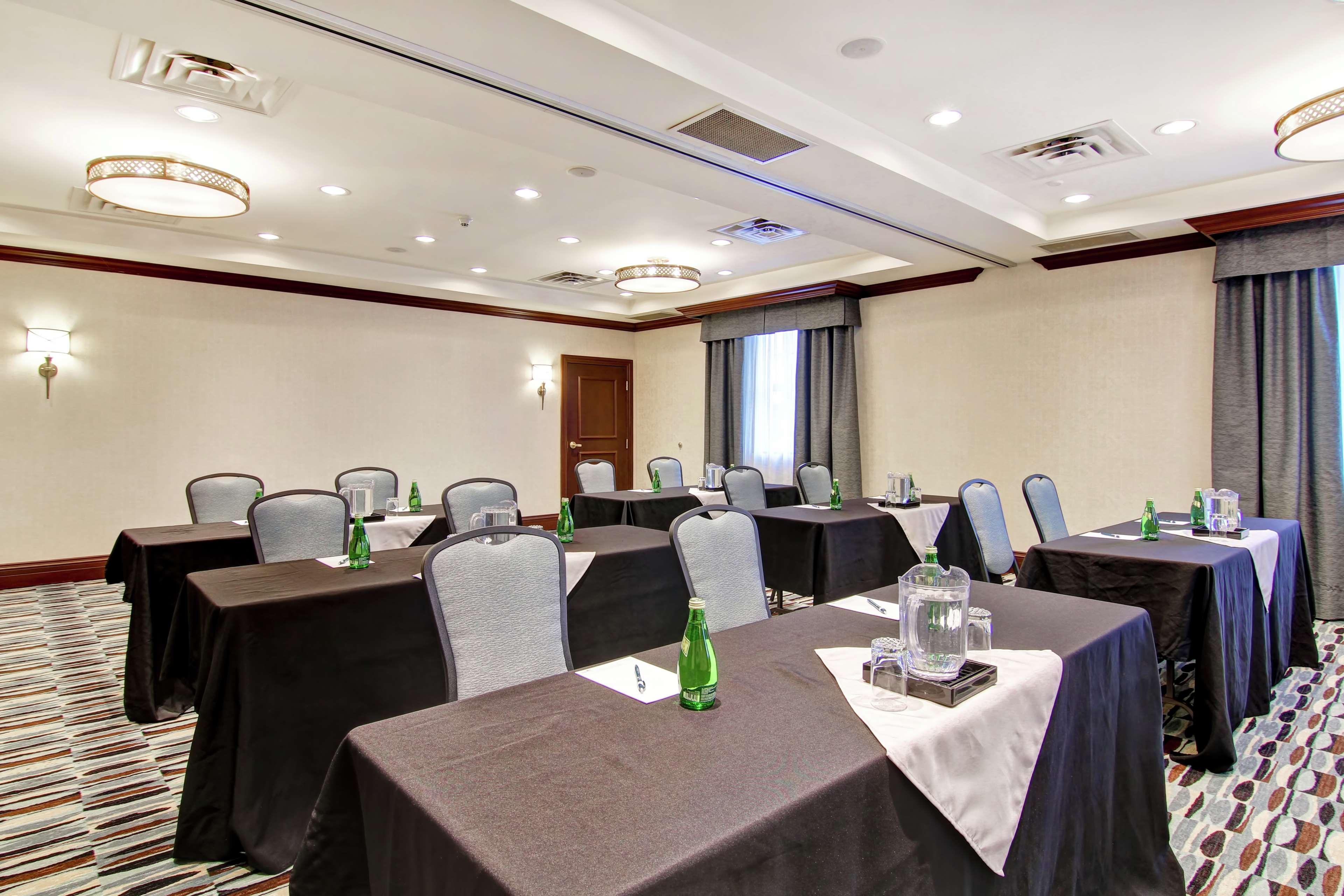 Homewood Suites By Hilton Toronto Oakville Exteriör bild